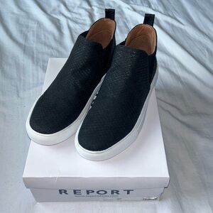 Report Black Canvas Shoes